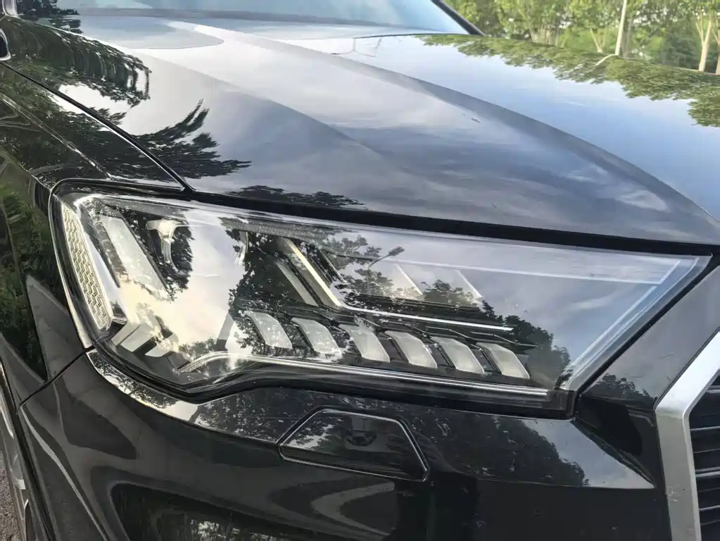 Audi Q7 2022 55 TFSI quattro S line sports купить на сайте DeffCars