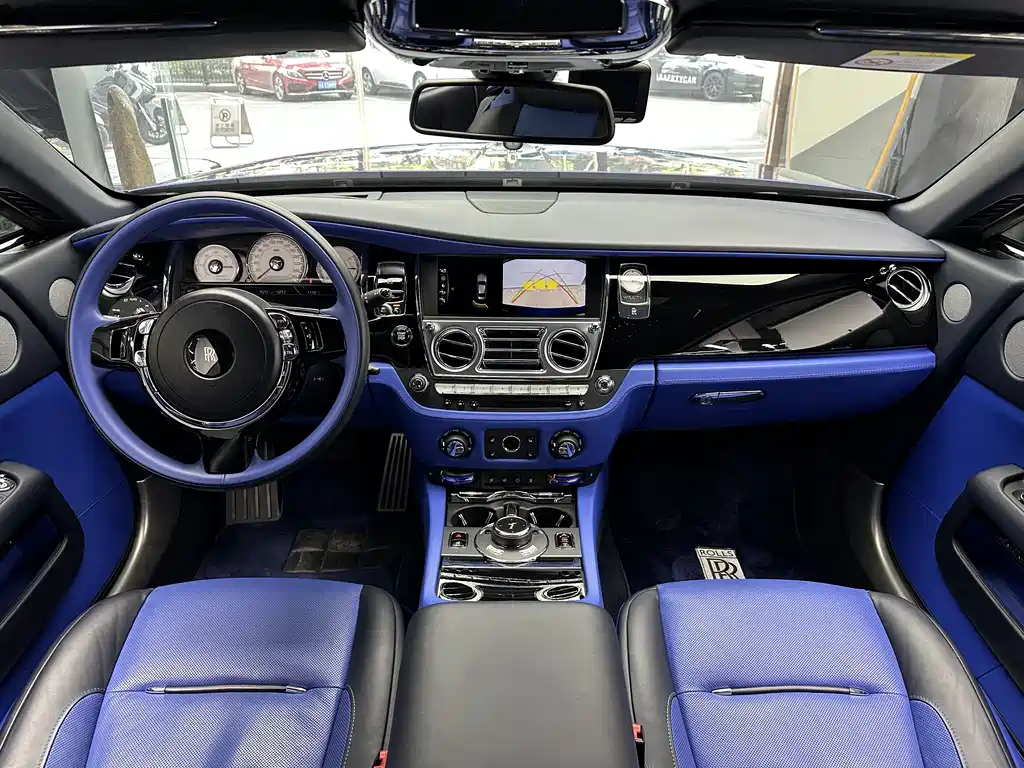 Phantom 2018 6.6T standard model купить на сайте DeffCars