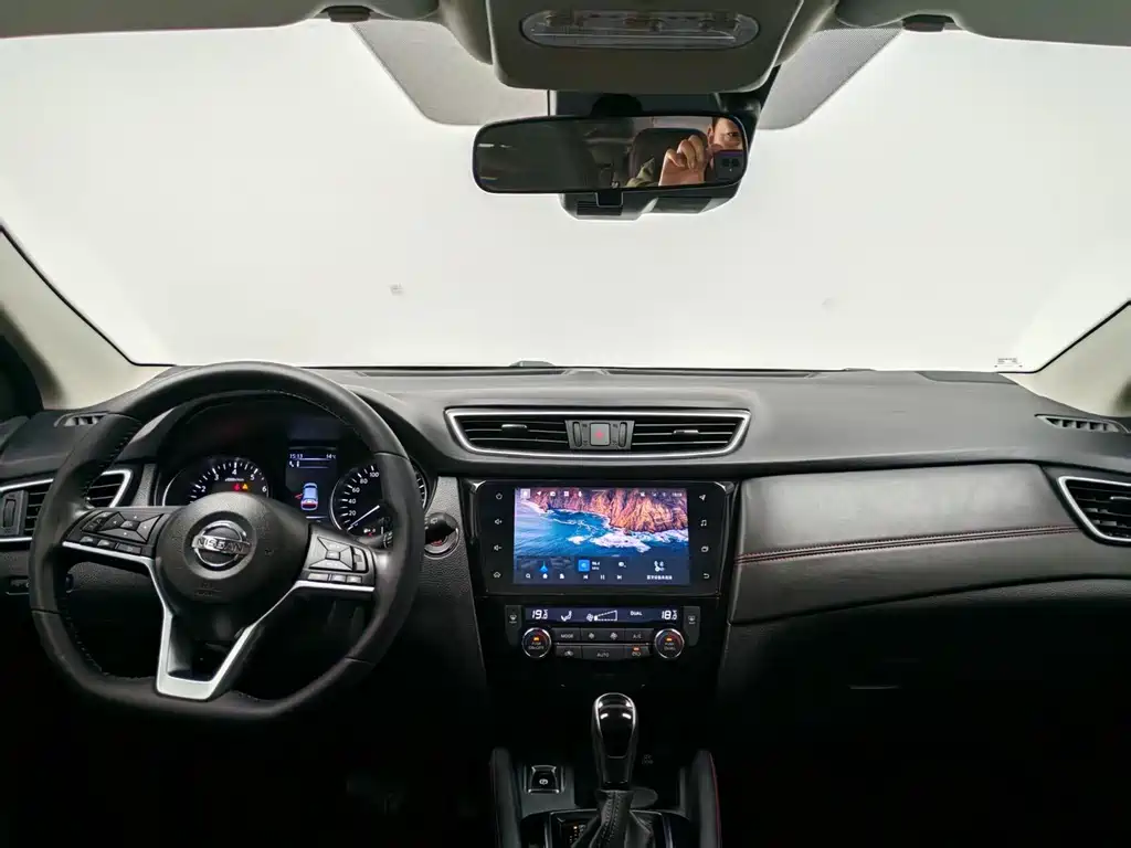 Qashqai 2022 2.0L CVT XV Prem Deluxe Edition купить на сайте DeffCars