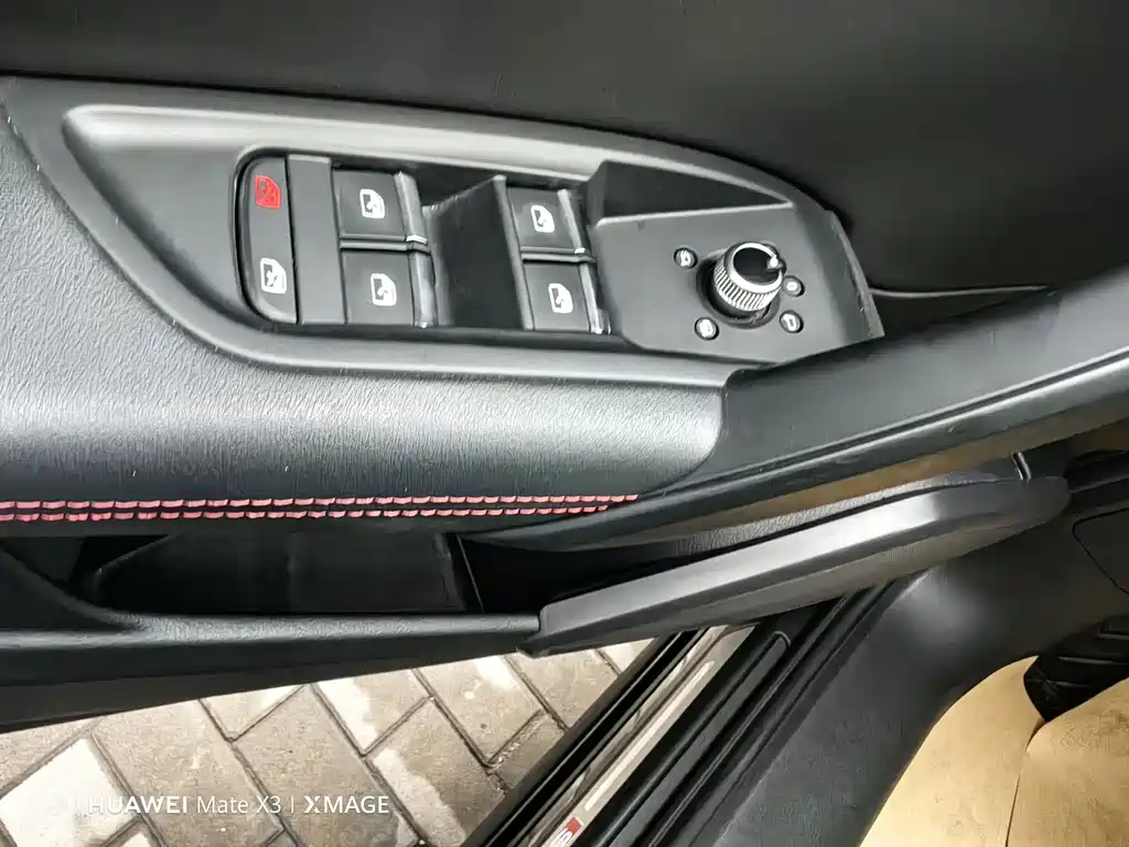 Audi Q5L 2018 40 TFSI enjoys fashionable style, National V купить на сайте DeffCars