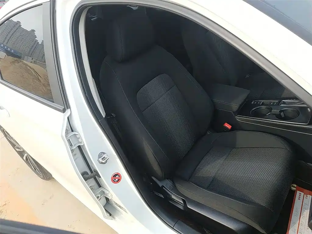 Stylish 2023 HATCHBACK 240TURBO CVT trendsetting version купить на сайте DeffCars