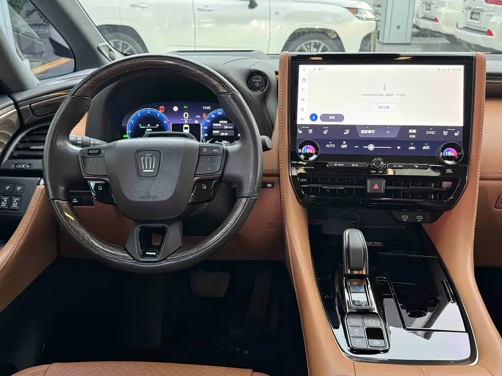 Wilfa 2024 Crown Dual Engine 2.5L Supreme Executive Edition купить на сайте DeffCars