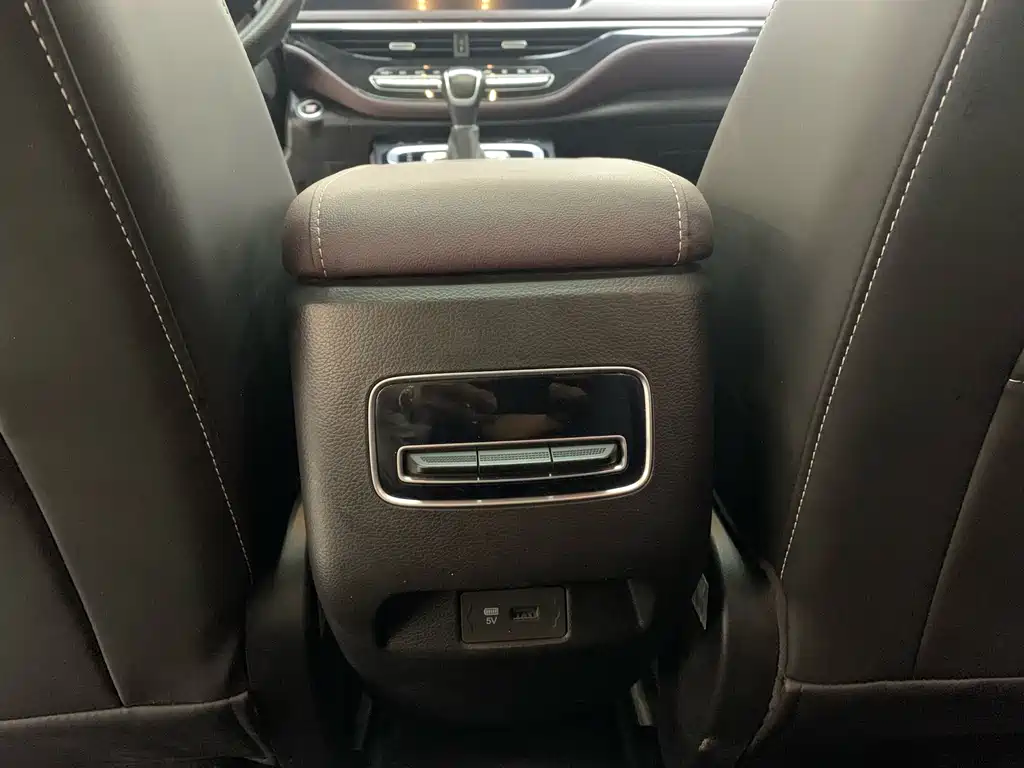 Trumpchi M6 2021 PRO 270T DCT Deluxe Edition купить на сайте DeffCars