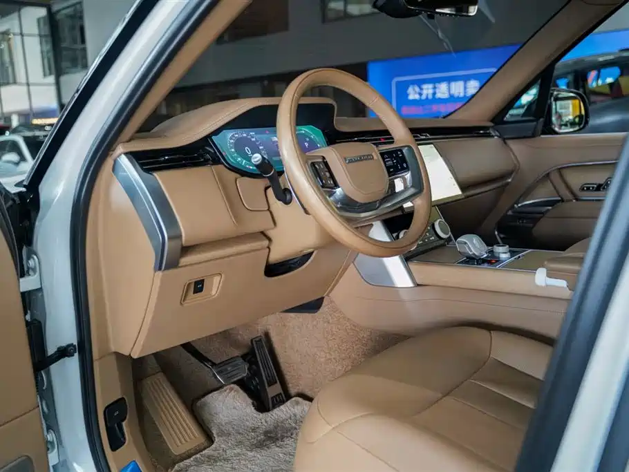 Range Rover 2023 4.4 V8 SV Honor Creation Extended Edition купить на сайте DeffCars