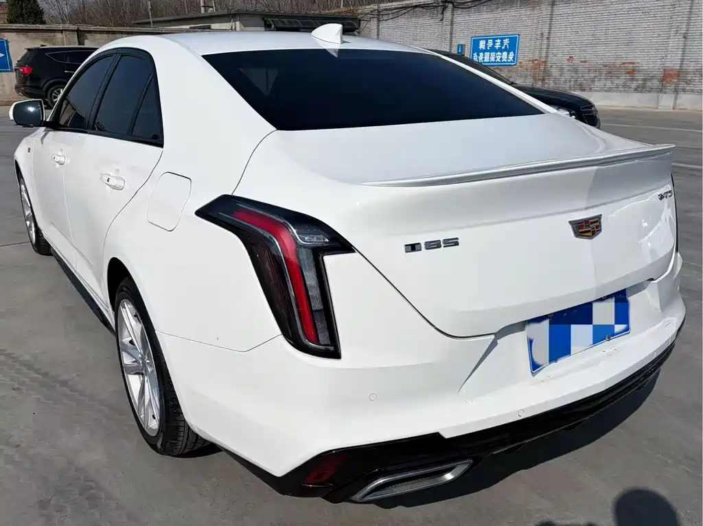 Cadillac CT4 2021 28T Fashion Model купить на сайте DeffCars