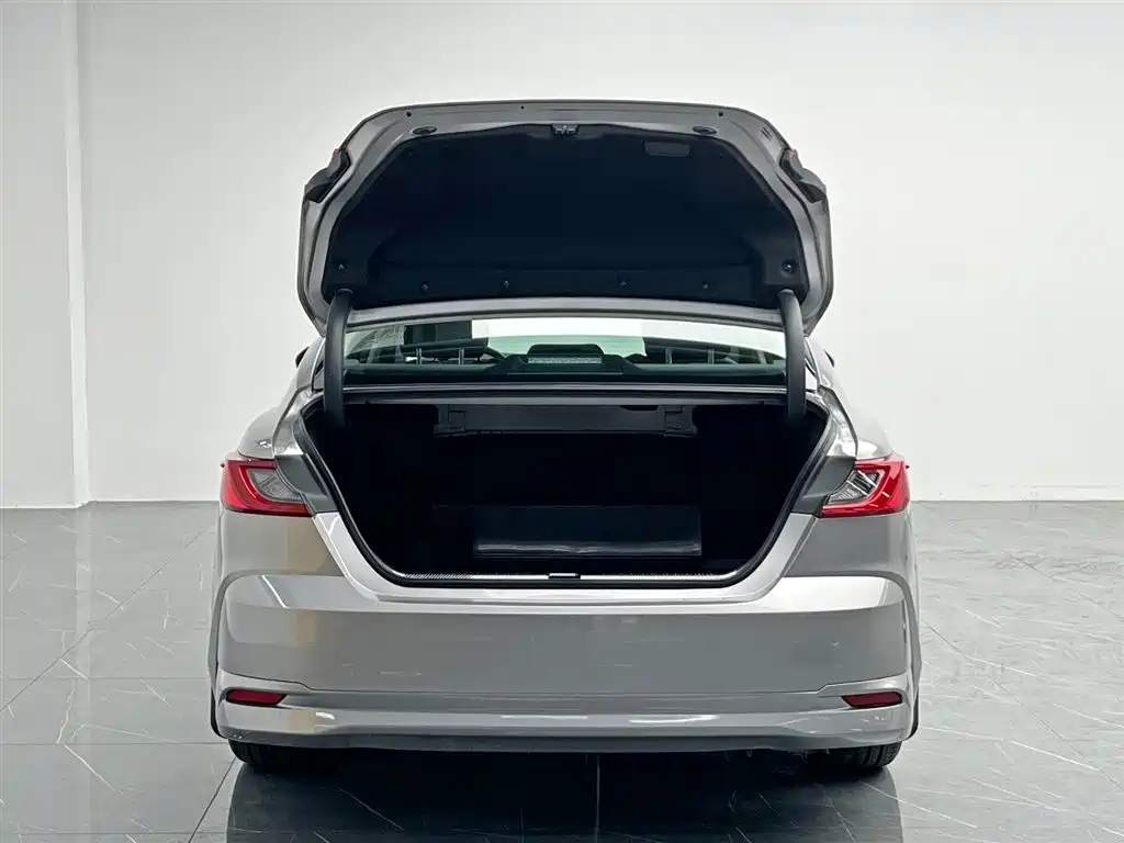 Camry 2026 2.0E Elite Edition купить на сайте DeffCars