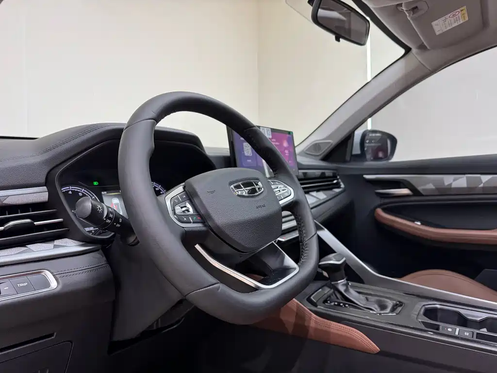 Vision X6 2021 PRO 1.4T Automatic Premium Type купить на сайте DeffCars