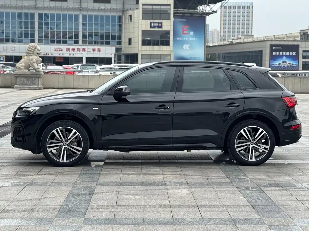 Audi Q5L 2022 40T RS Kit Burning Speed ​​Type купить на сайте DeffCars
