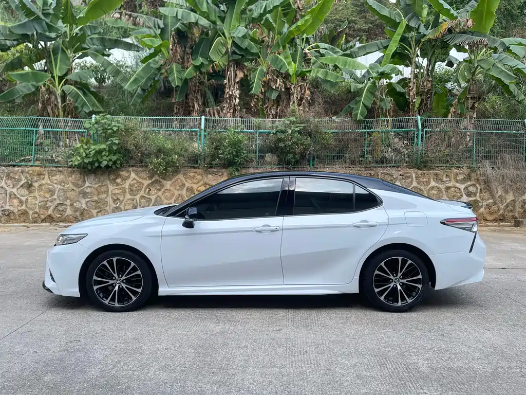 Camry 2018 2.5S Advanced Edition купить на сайте DeffCars