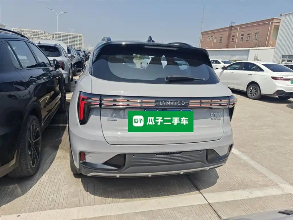 Lynk & Co 01 2023 1.5TD EM-F AM купить на сайте DeffCars
