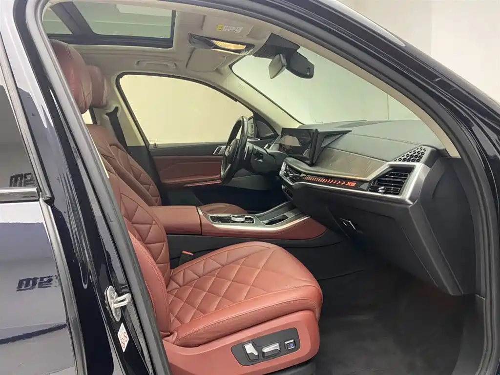 BMW X5 2023 xDrive 30Li Exclusive M Sports Night Package купить на сайте DeffCars