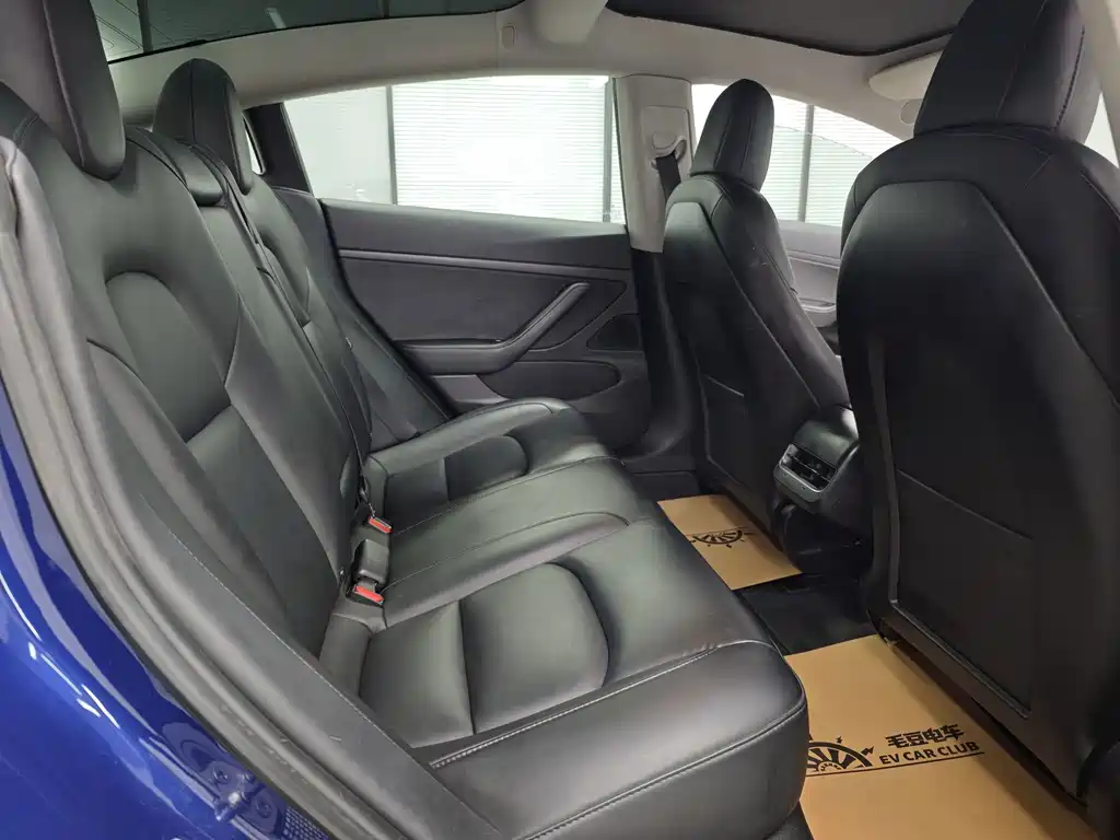 Model 3 2020 long-range rear-wheel drive version купить на сайте DeffCars