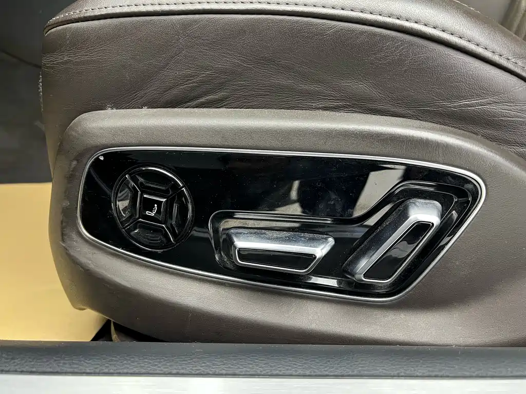Audi A8 2021 A8L 55 TFSI quattro premium model купить на сайте DeffCars