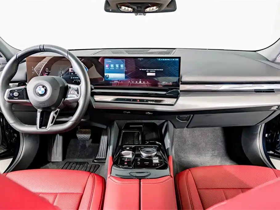 BMW 5 Series 2025 525Li M Sports Package купить на сайте DeffCars