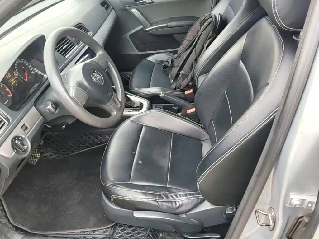 LAVIDA 2013 facelifted classic 1.6L automatic fashion version купить на сайте DeffCars