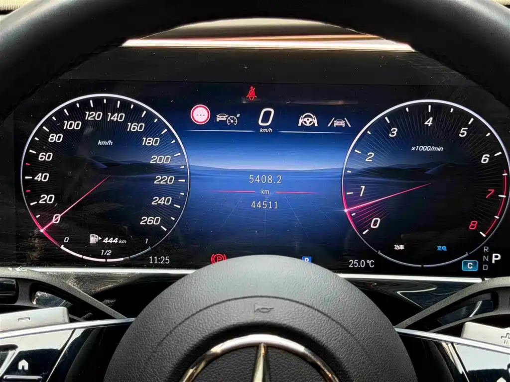 Mercedes-Benz E-Class 2024 E 300 L Luxury Model купить на сайте DeffCars