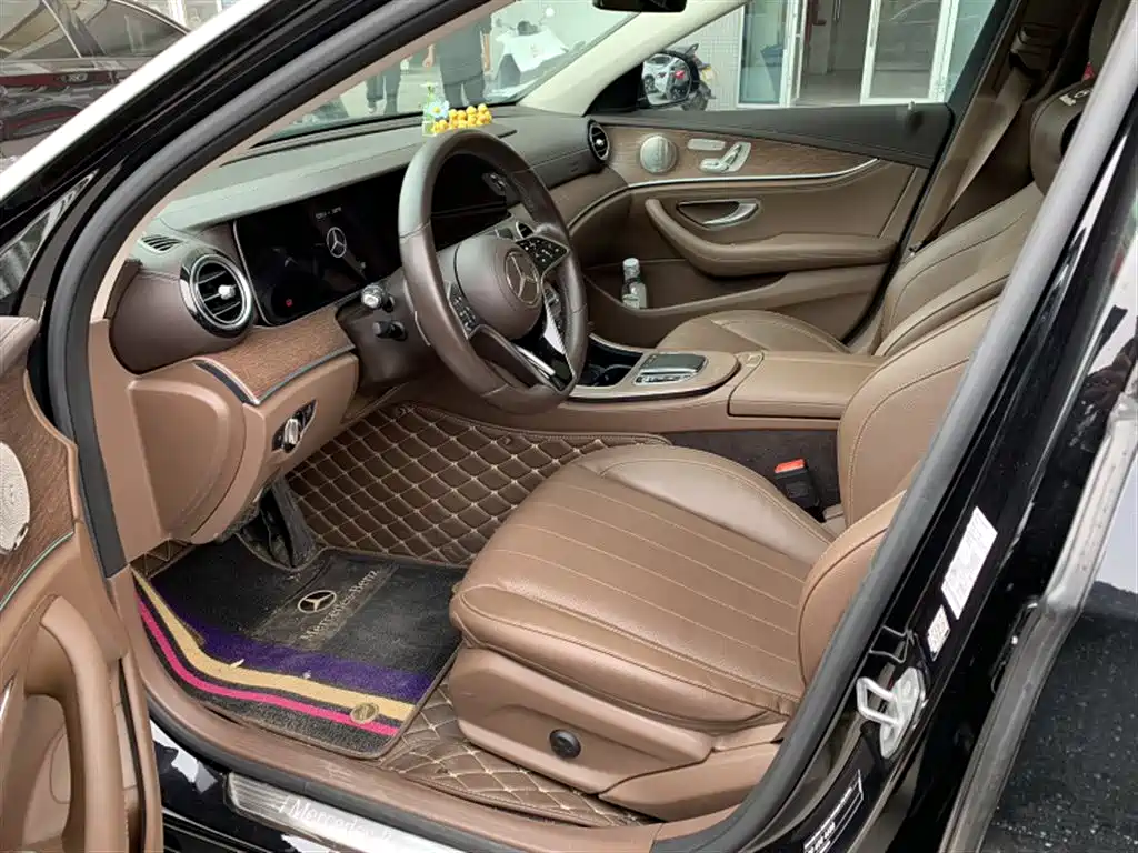 Mercedes-Benz E-Class 2023 E 300 L Luxury Model купить на сайте DeffCars