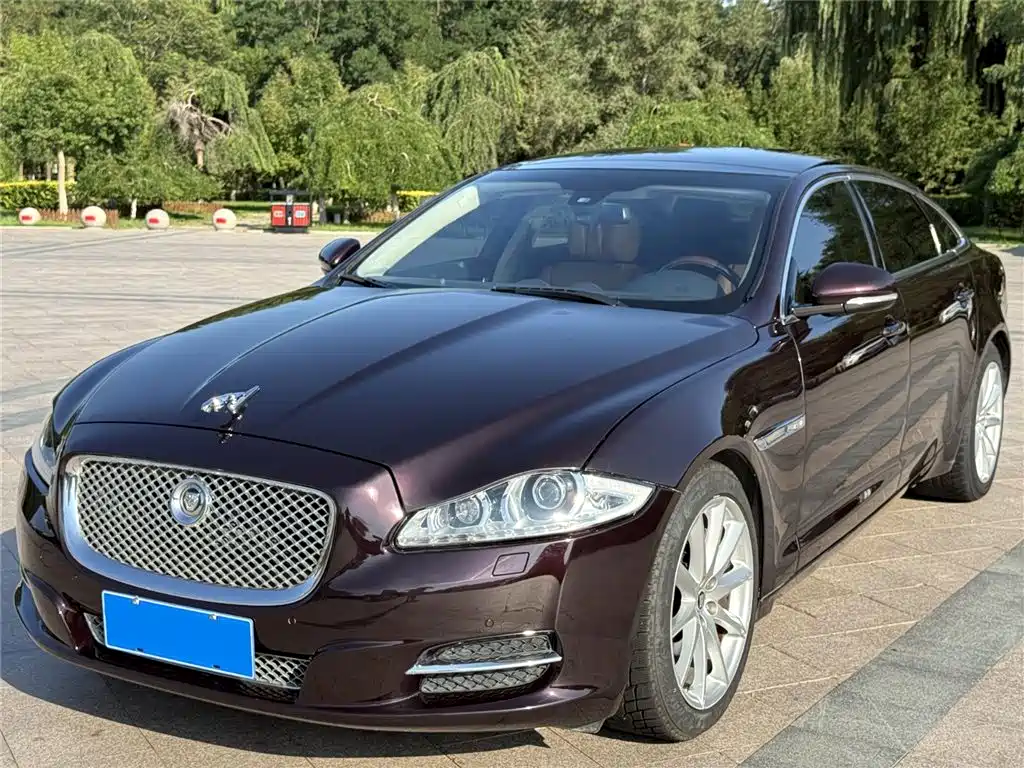 Jaguar XJ 2012 XJL 5.0 flagship edition купить на сайте DeffCars
