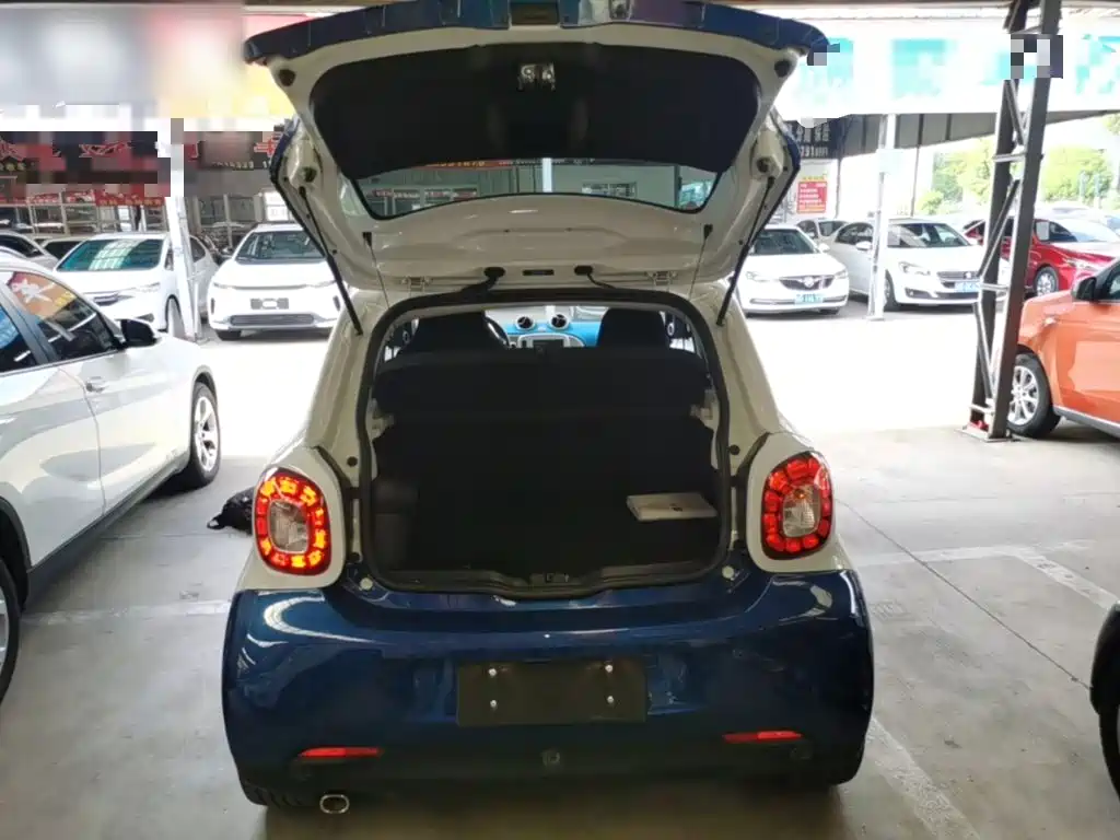 smart forfour 2016 0.9T 66kW extreme version купить на сайте DeffCars