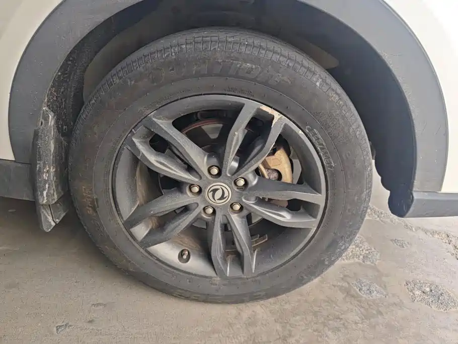 Fengguang 580 2020 1.5T manual luxury model купить на сайте DeffCars