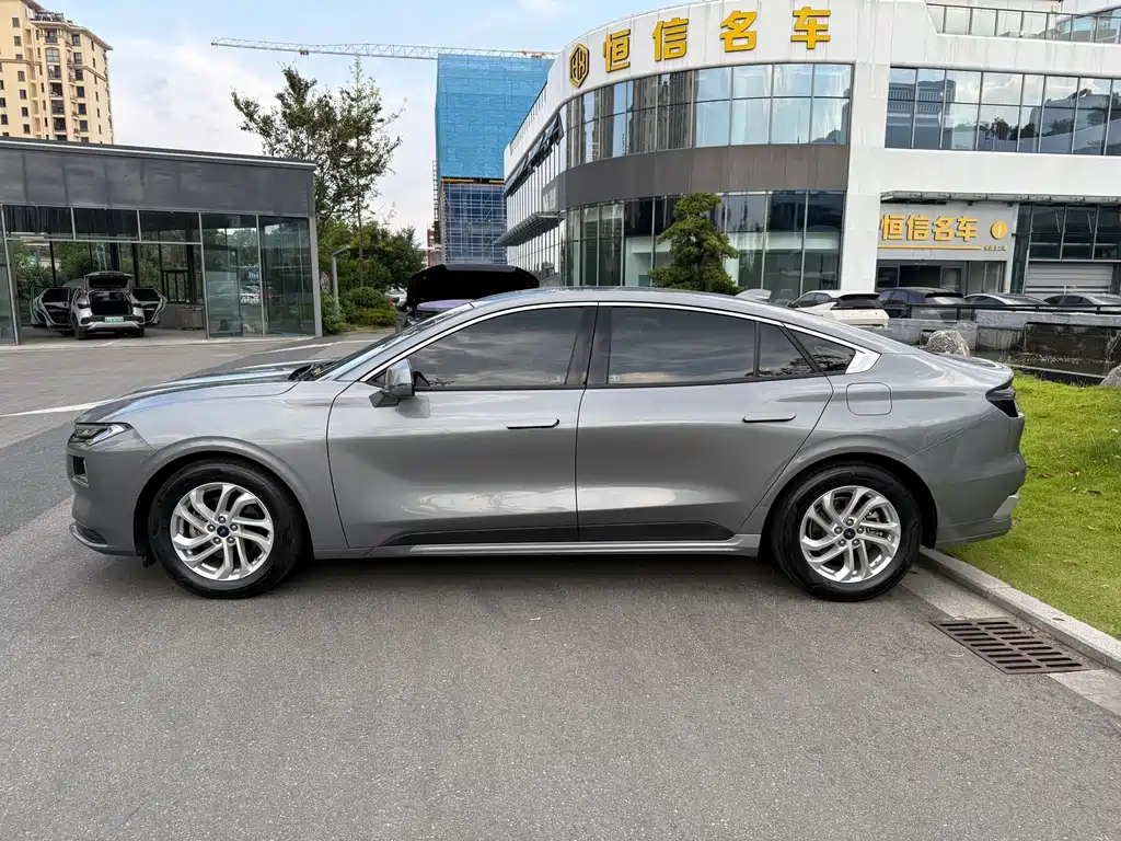 Mondeo 2022 EcoBoost 245 Fashion Model купить на сайте DeffCars
