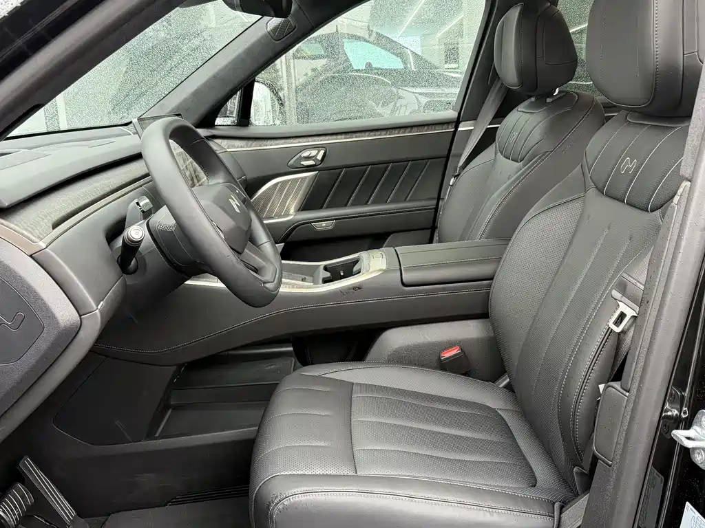 Ledo L90 2025 Max six-seater version купить на сайте DeffCars