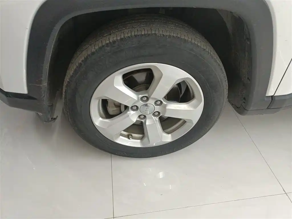 Compass 2017 200T Automatic Home Edition купить на сайте DeffCars