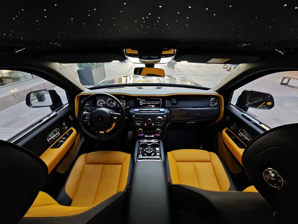 Cullinan 2020 Black Badge купить на сайте DeffCars