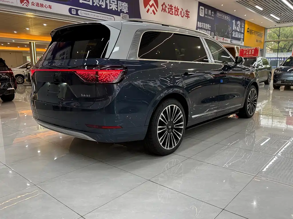 Wenjie M9 2024 extended range Ultra version 52kWh 5-seater version купить на сайте DeffCars