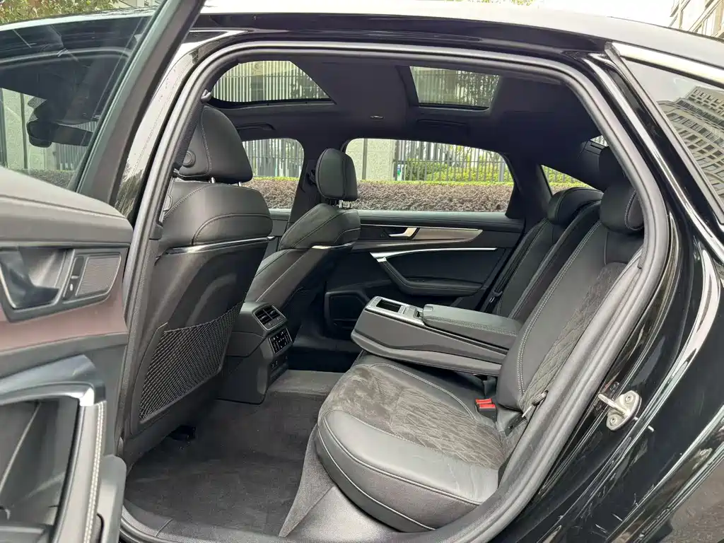 Audi A6L 2020 55 TFSI quattro flagship dynamic model купить на сайте DeffCars