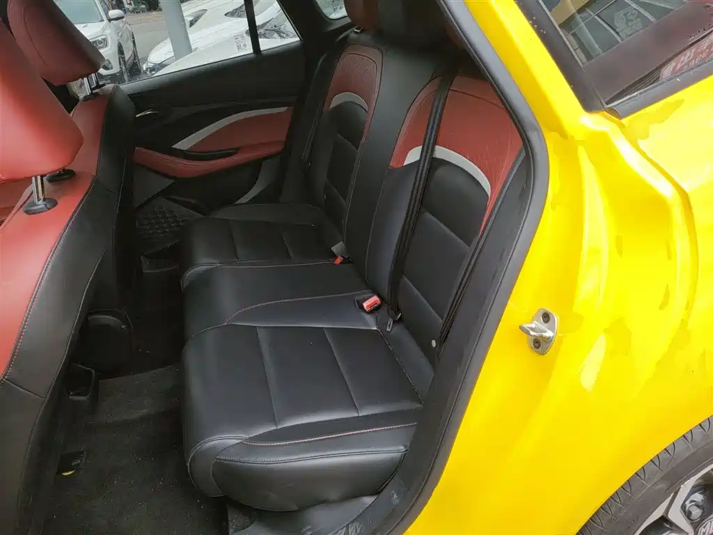 MG5 2021 facelift 180DVVT CVT Youth Deluxe Edition купить на сайте DeffCars
