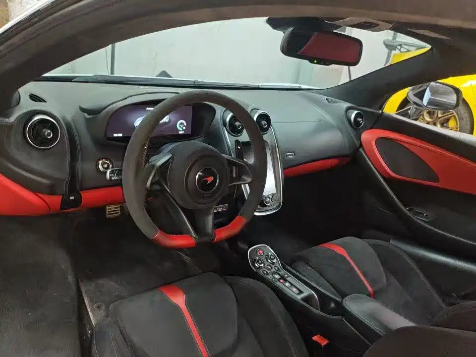 McLaren 570 2015 570S 3.8T Coupe купить на сайте DeffCars