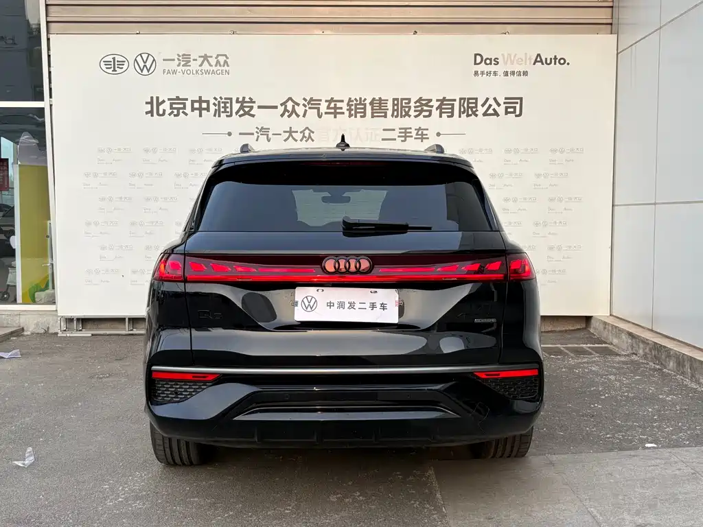 Audi Q6 2024 45 TFSI quattro Black Warrior Edition 6 seats купить на сайте DeffCars