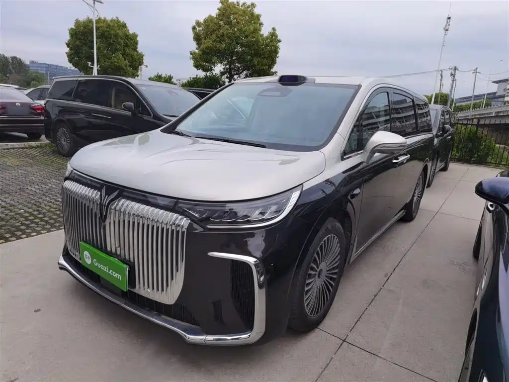 Lantu Dreamer 2025 PHEV four-wheel drive flagship Qiankun version купить на сайте DeffCars