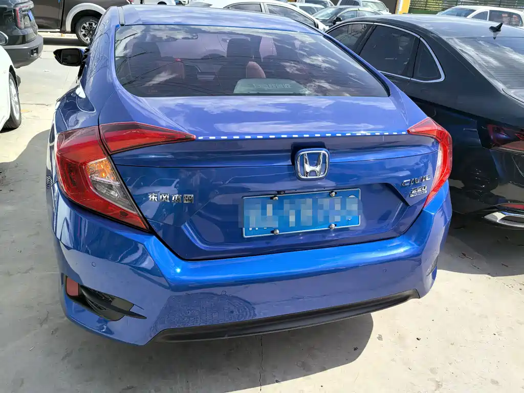 Civic 2016 220TURBO CVT Premium Edition купить на сайте DeffCars