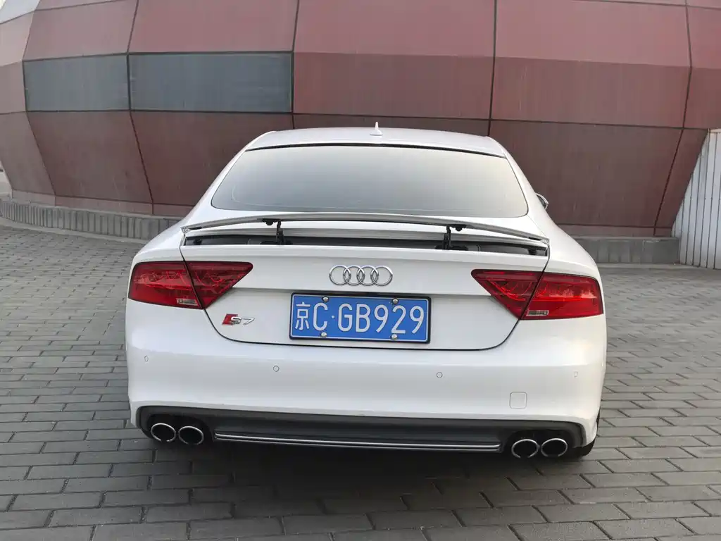 Audi S7 2013 4.0 TFSI quattro купить на сайте DeffCars