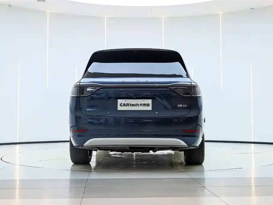Wenjie M9 2024 extended range Ultra version 42kWh 6-seater version купить на сайте DeffCars