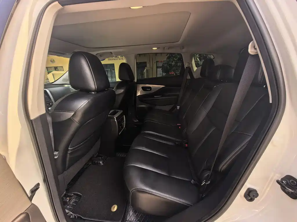 Loulan 2021 2.5L XL 2WD Intelligent Connected Deluxe Edition купить на сайте DeffCars