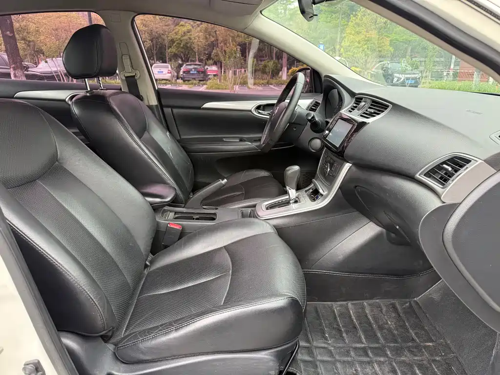 Sylphy 2014 1.6XV CVT Exclusive Edition купить на сайте DeffCars
