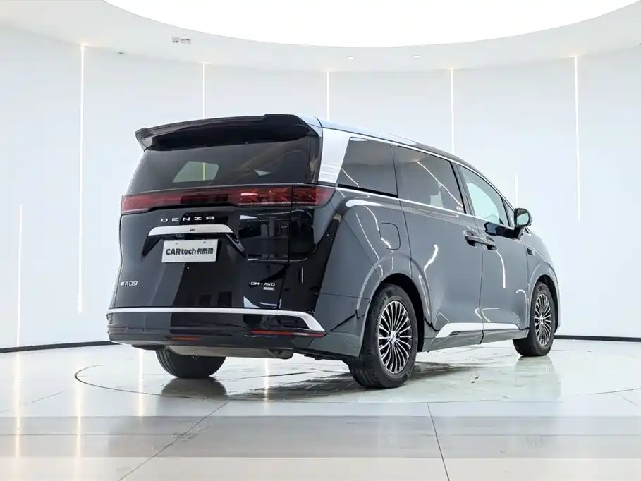 Denza D9 2025 DM-i smart driving version 1020 four-wheel drive exclusive model купить на сайте DeffCars