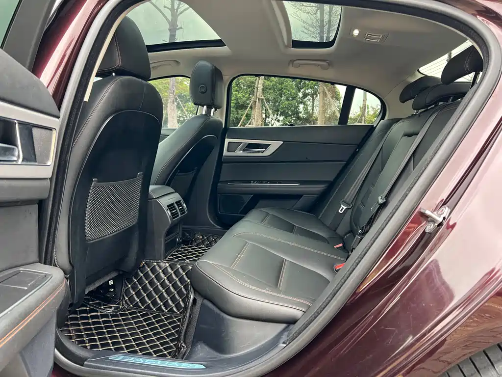Jaguar XEL 2019 2.0T 200PS Luxury Edition купить на сайте DeffCars