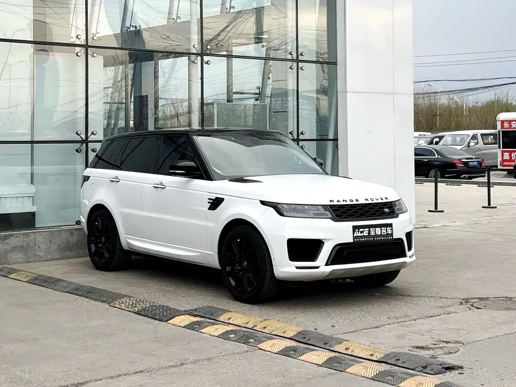 Range Rover Sport 2021 3.0 L6 HST купить на сайте DeffCars