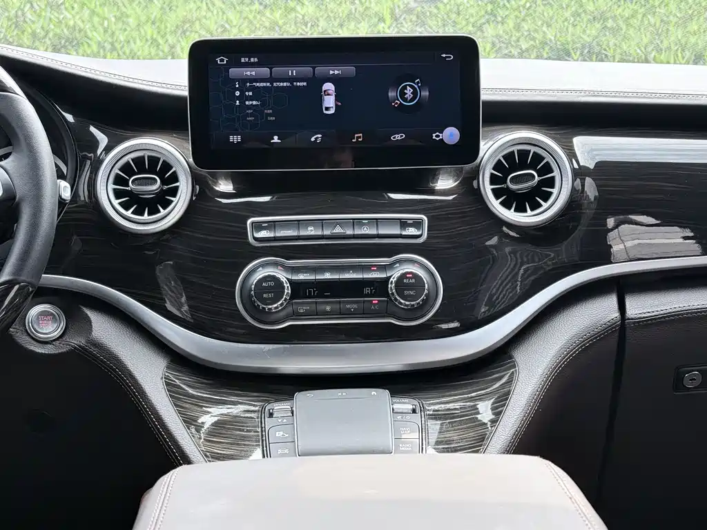 Vito 2021 2.0T Business Edition 7 seats купить на сайте DeffCars