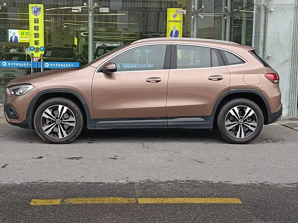 Mercedes-Benz GLA 2022 GLA 220 купить на сайте DeffCars