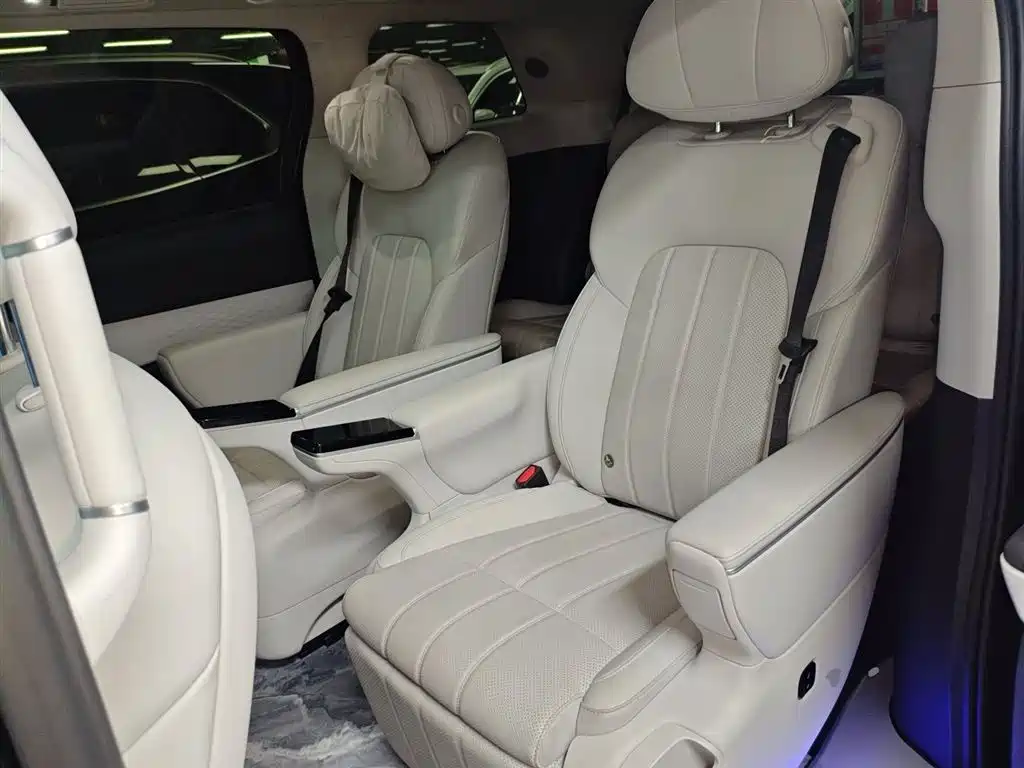 Lantu Dreamer 2025 PHEV four-wheel drive excellent Kunpeng version купить на сайте DeffCars