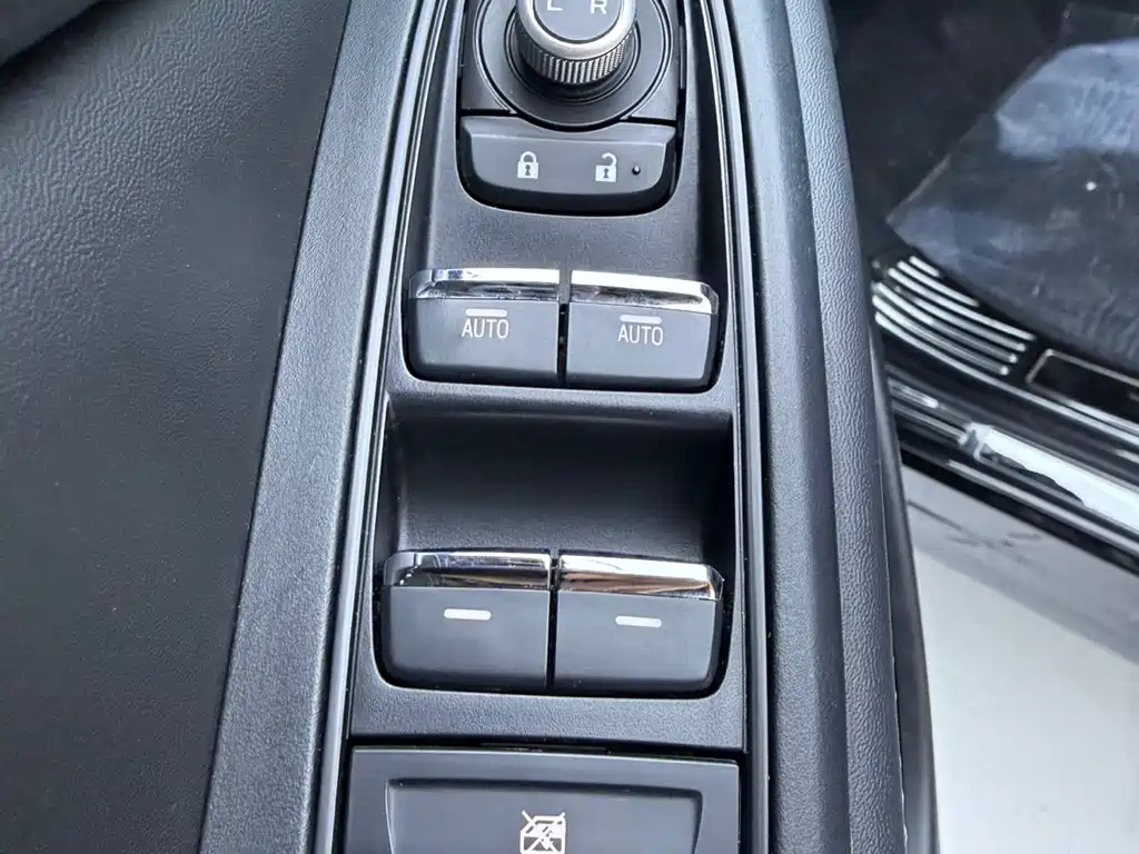 Forester 2022 2.0i AWD Deluxe Edition EyeSight купить на сайте DeffCars