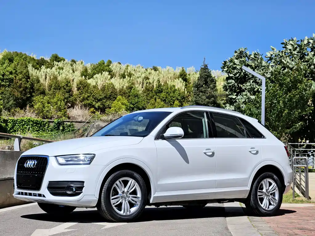 Audi Q3 2015 35 TFSI quattro technology купить на сайте DeffCars