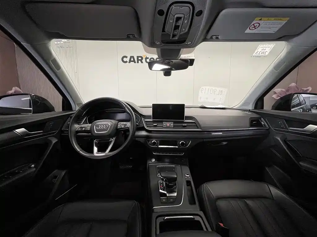 Audi Q5L 2020 45 TFSI exclusive and elegant model купить на сайте DeffCars