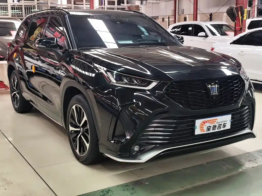 Crown Lufang 2022 2.5L HEV four-wheel drive flagship version купить на сайте DeffCars