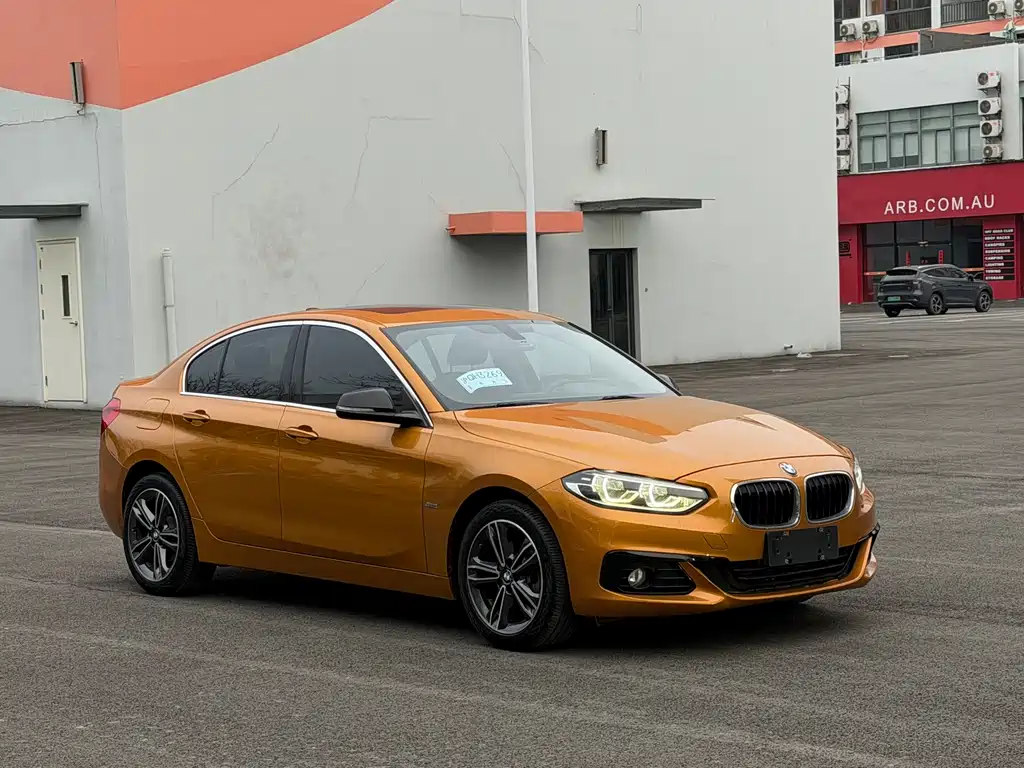 BMW 1 Series 2017 118i Sports купить на сайте DeffCars